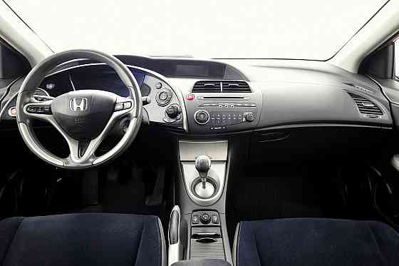 Honda Civic Elegance 1.8 103kW Tallina