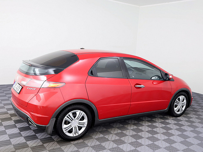 Honda Civic Elegance 1.8 103kW Tallina - foto 3