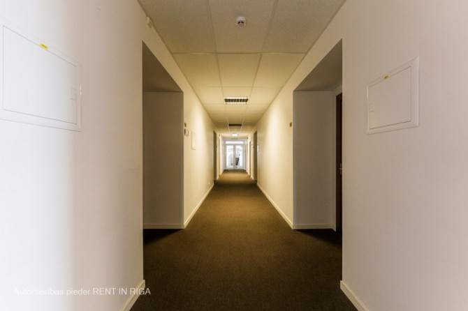 Kvalitatīvs, kompakta izmēra birojs renovētā ēkā - Ganību dambī 24D.  Birojs izvietots Rīga - foto 7