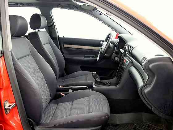 Audi A4 Comfortline Facelift 1.8 92kW Tallina