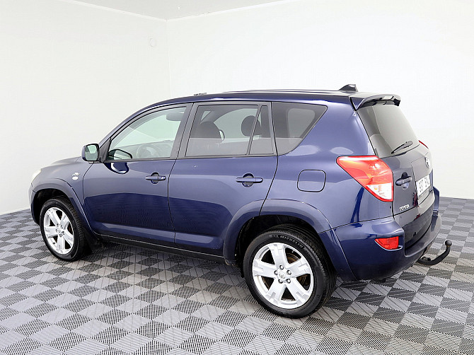 Toyota RAV4 Luxury 4x4 2.2 D-CAT 130kW Tallina - foto 4