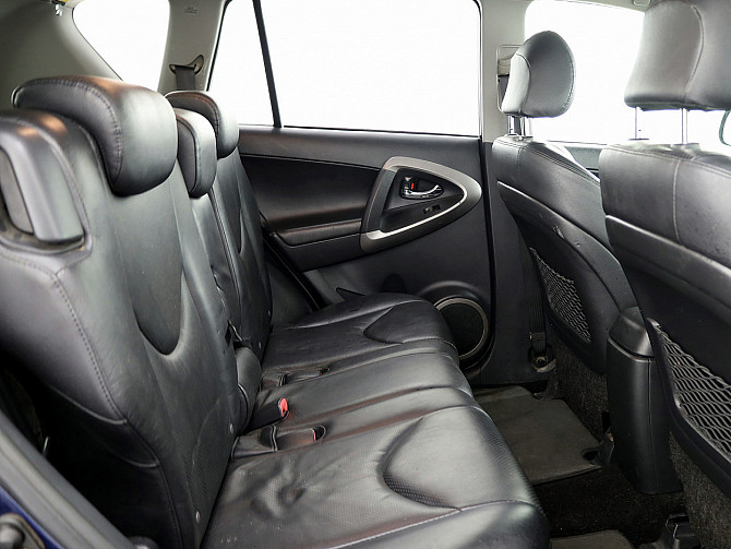 Toyota RAV4 Luxury 4x4 2.2 D-CAT 130kW Tallina - foto 7