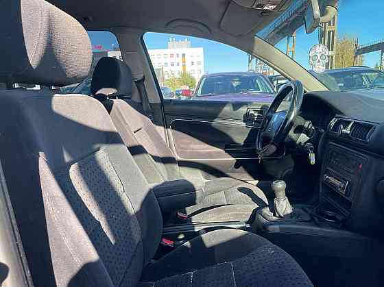 Volkswagen Passat Variant Comfortline 1.8 110kW Таллин