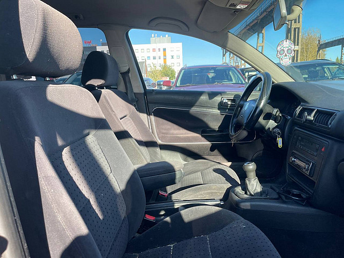 Volkswagen Passat Variant Comfortline 1.8 110kW Таллин - изображение 6