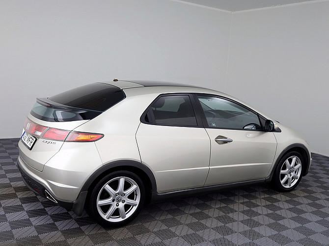 Honda Civic Elegance 1.8 103kW Tallina - foto 3