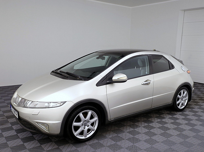 Honda Civic Elegance 1.8 103kW Tallina - foto 2