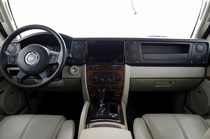Jeep Commander Limited ATM 3.0 CRD 160kW Tallina - foto 5