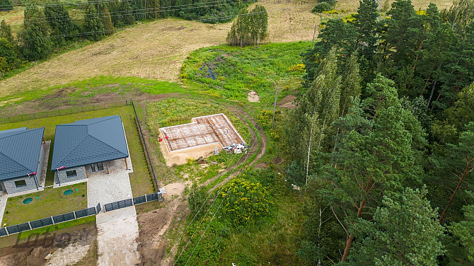 Pārdod zemesgabalu ar vienstāvu privātmājas projektu (ir būvatļauja) un pamatiem - ir Rīgas rajons - foto 5