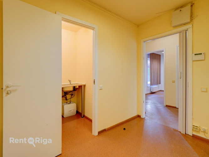 Tirdzniecības telpas nomai Purvciemā, Deglavas ielā 52  Platība: 51 m  Telpu plānojums: + Rīga - foto 8