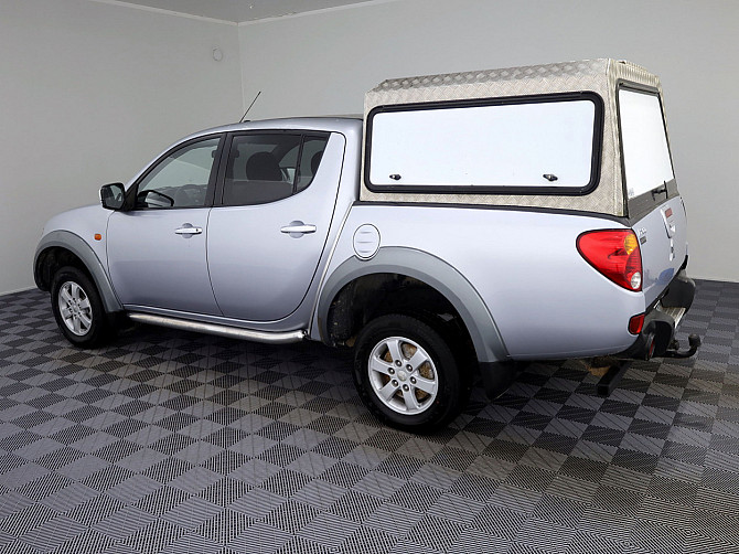 Mitsubishi L200 Pickup 4x4 2.5 Di-D 123kW Таллин - изображение 4