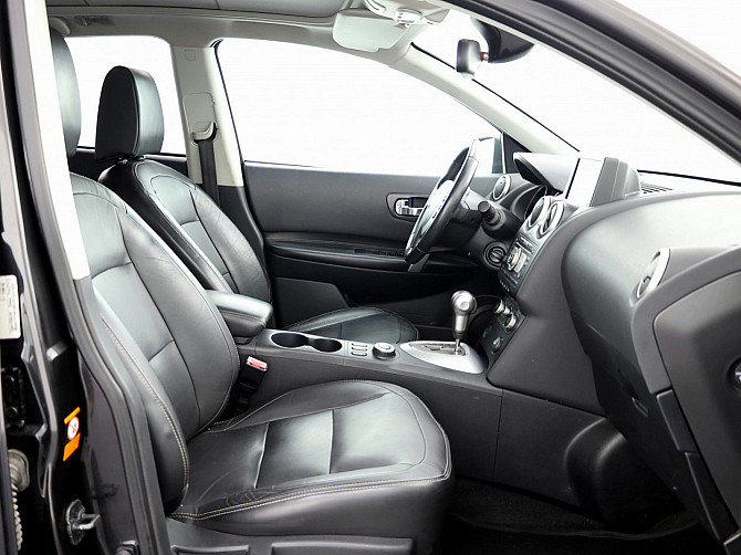 Nissan Qashqai Luxury 4x4 ATM 2.0 dCi 110kW Таллин - изображение 6