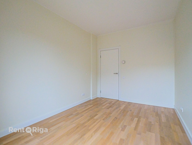 Pārdošanā 3 istabu dzīvoklis jaunā projektā klusajā Dainas ielā  Tas atrodās starp Barona Rīga - foto 6