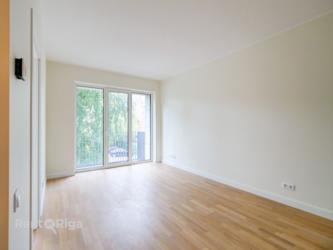 Pārdošanā 2 istabu dzīvoklis jaunā projektā klusajā Dainas ielā  Tas atrodās starp Barona Rīga - foto 2