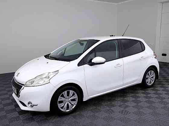 Peugeot 208 Elegance 1.2 60kW Таллин