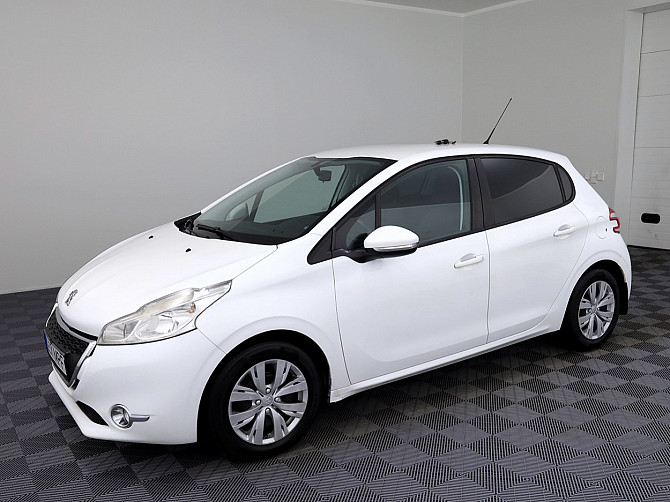 Peugeot 208 Elegance 1.2 60kW Таллин - изображение 2