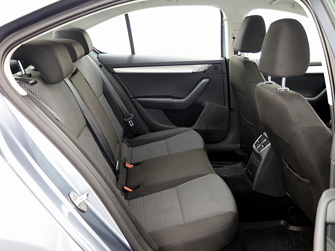 Skoda Octavia Comfortline 1.2 77kW Tallina - foto 7