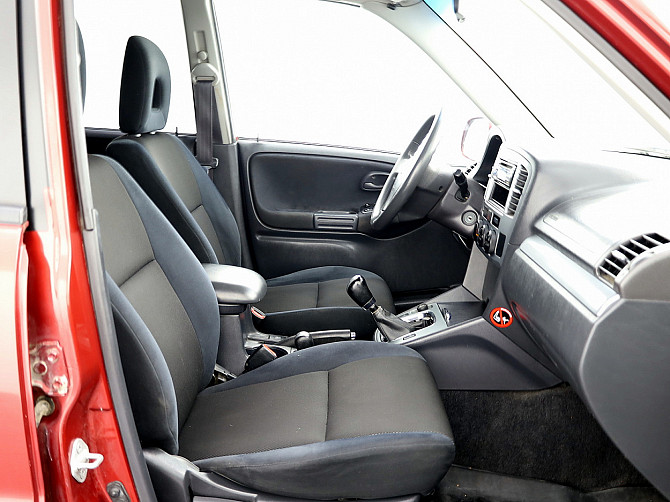 Suzuki Grand Vitara Facelift 4x4 2.0 94kW Таллин - изображение 6