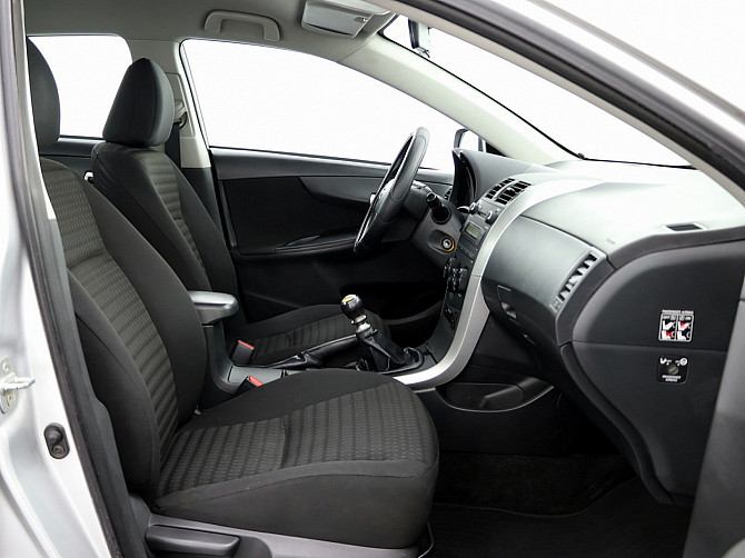 Toyota Corolla Linea Sol Facelift A-C 1.6 97kW Таллин - изображение 6