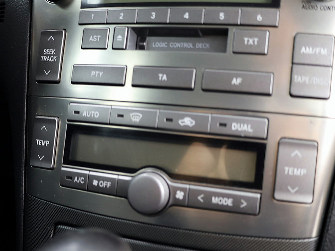 Toyota Avensis Linea Sol ATM 2.0 108kW Таллин - изображение 8
