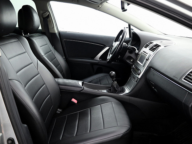 Toyota Avensis Linea Sol Facelift 2.0 D-4D 91kW Таллин - изображение 6