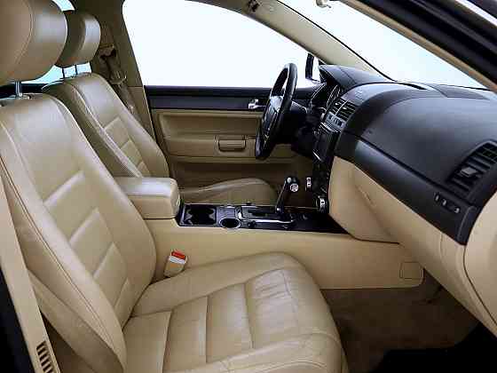 Volkswagen Touareg Highline ATM 3.0 TDI 165kW Tallina