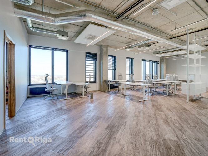 Mūsdienīgs birojs ar atvērta tipa plānojumu Place Eleven biroju ēkas 10. stāvā.  Pieejamas 6 Rīga - foto 14