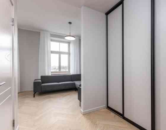 Apartment with a Wonderful View of Old Riga and the Daugava Bridges, Available for Long-Term Rent  L Rīga