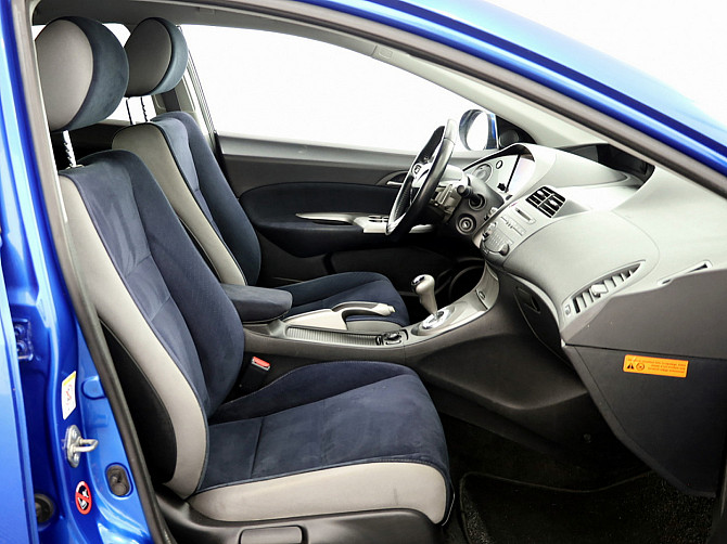 Honda Civic Elegance 1.8 103kW Таллин - изображение 6