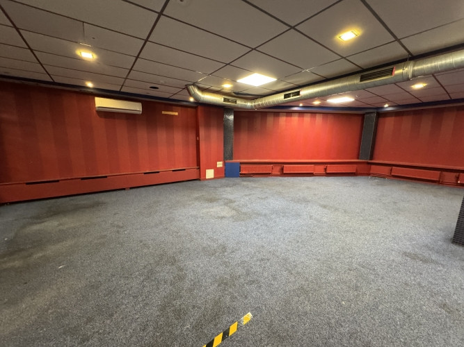 Retail Premises in Pļavnieki  Located on the 1st floor  Total area includes a sales hall, utility ro Рига - изображение 7