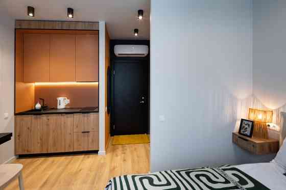 A modern and meticulously designed studio apartment is available for reservation at Ernesta Birzniek Rīga