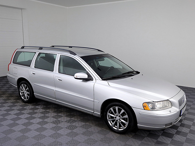 Volvo V70 Summum Facelift ATM 2.4 D5 120kW Таллин - изображение 1