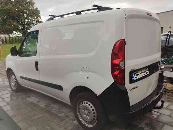 Opel Van Rīga