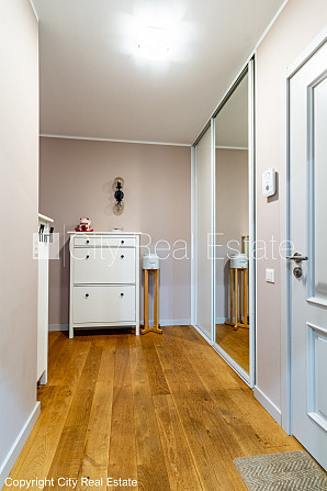 Projekts - Albatros Residence, jaunceltne, pagalma ēka, teritorijas iebrauktuves vārti aprīkoti Rīga - foto 11