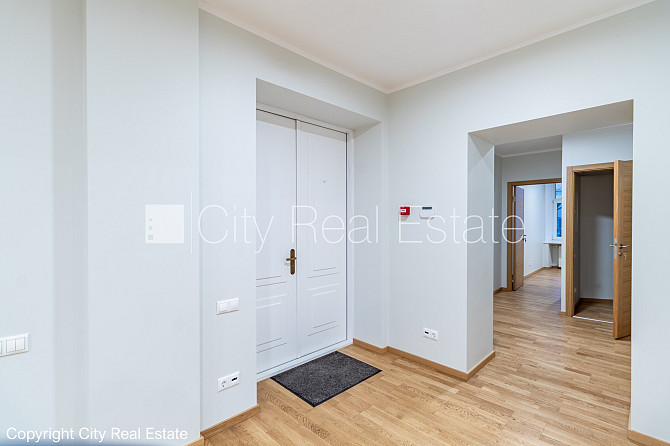 Pagalma ēka, renovēta māja, labiekārtots apzaļumots pagalms, slēgts pagalms, teritorijas Rīga - foto 20