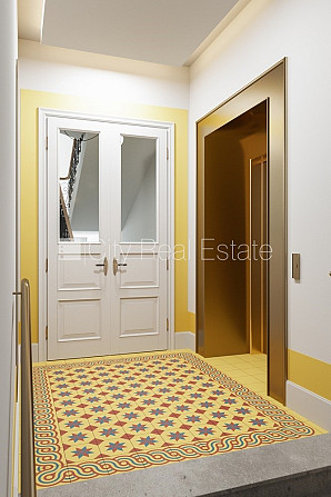 Fasādes māja, renovēta māja, uzstādīti saules enerģijas paneļi, slēgts pagalms, pazemes Rīga - foto 16