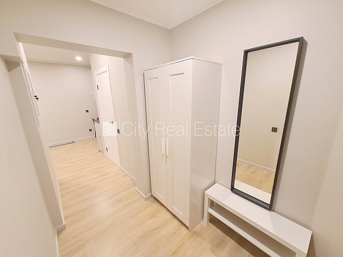 Pagalma ēka, renovēta māja, slēgts pagalms, ieeja no ielas un pagalma, ir lifts, kāpņu telpa Rīga - foto 15