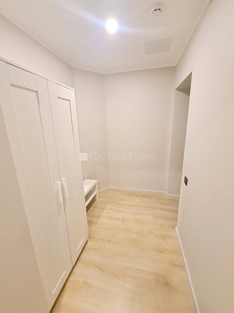 Pagalma ēka, renovēta māja, slēgts pagalms, ieeja no ielas un pagalma, ir lifts, kāpņu telpa Rīga - foto 9