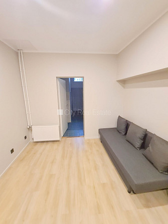 Pagalma ēka, renovēta māja, slēgts pagalms, ieeja no ielas un pagalma, ir lifts, kāpņu telpa Rīga - foto 17