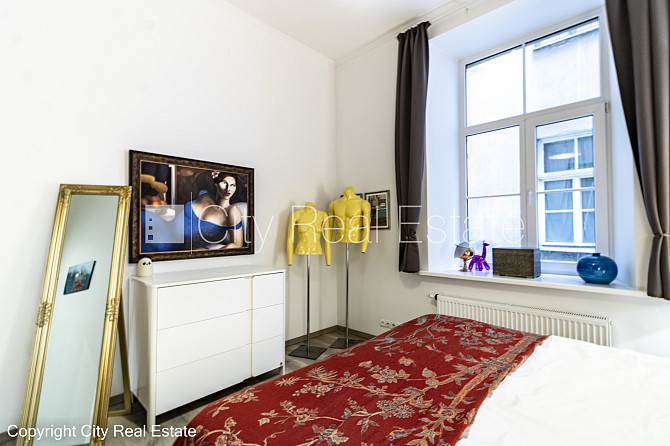 Pagalma ēka, renovēta māja, slēgts pagalms, ieeja no pagalma, beletāža, kāpņu telpa pēc Rīga - foto 15