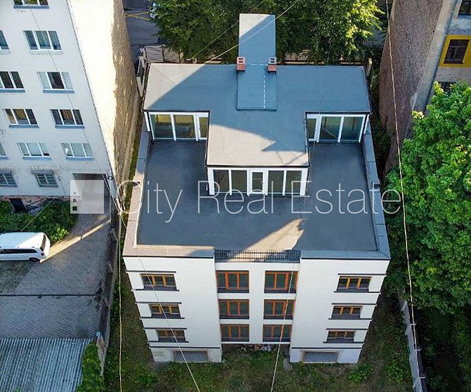 Реновированный дом, количество квартир в здании 5 шт., квартиры не продаются Рига - изображение 4