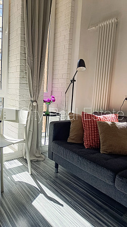 Fasādes māja, slēgts pagalms, ir lifts, kāpņu telpa pēc kapitālā remonta, studio tipa, Rīga - foto 3