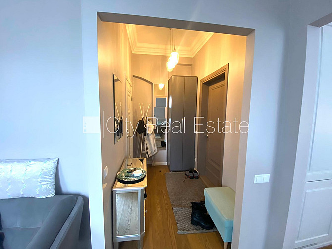 Renovēta māja, pagrabstāvā pieejama noliktava 2.6 m2, ieeja no ielas, ir lifts, istabas Rīga - foto 12