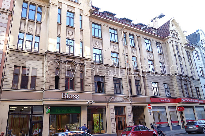 Pagalma māja, slēgts pagalms, guļamistabu skaits 2 gab., istabas izolētas 2 gab., viesistaba, Rīga - foto 14