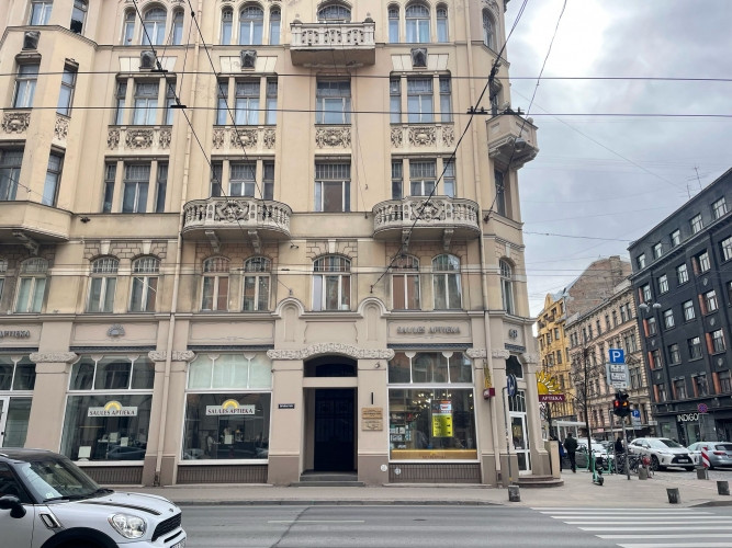 Продаётся солнечная и элегантная квартира в полностью отреставрированном Рига - изображение 8