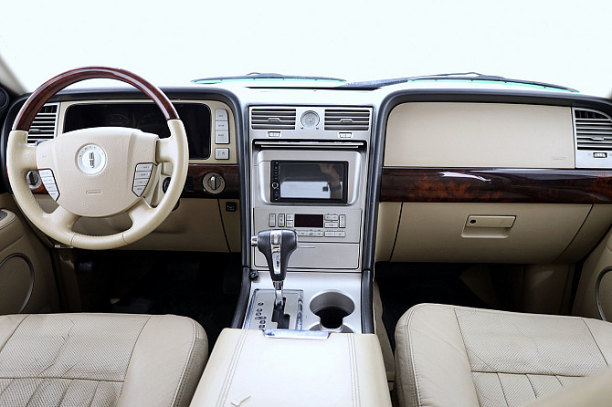 Lincoln Navigator Luxury LPG 5.4 224kW Tallina - foto 5