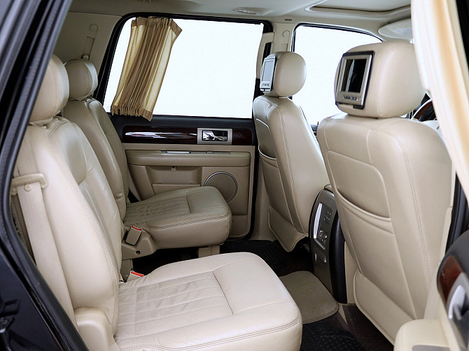 Lincoln Navigator Luxury LPG 5.4 224kW Tallina - foto 7