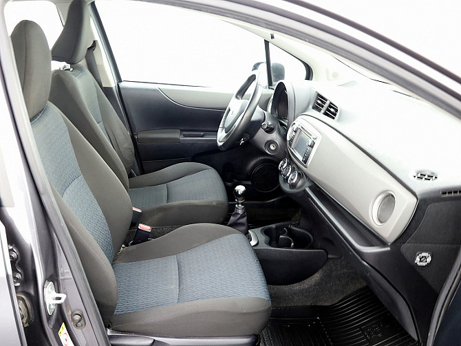 Toyota Yaris Linea Sol 1.3 73kW Tallina - foto 6