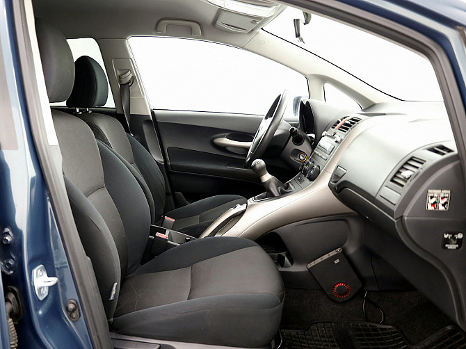 Toyota Auris Linea Sol A-C 1.4 71kW Tallina - foto 6