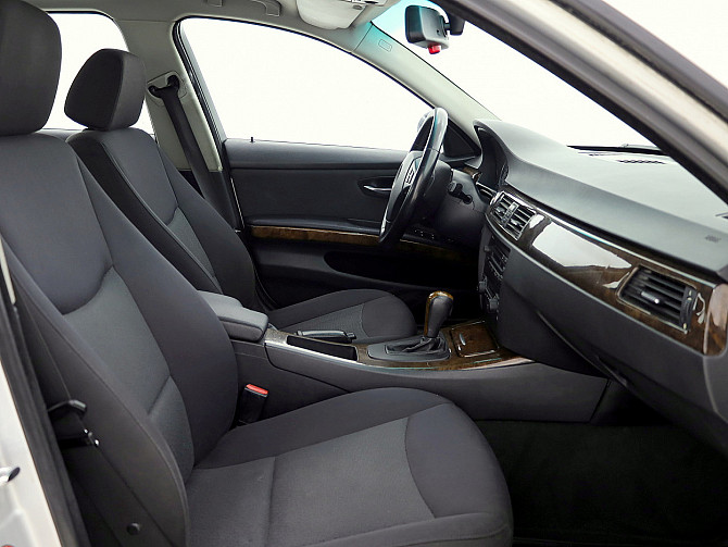 BMW 320 Business ATM 2.0 D 120kW Таллин - изображение 6