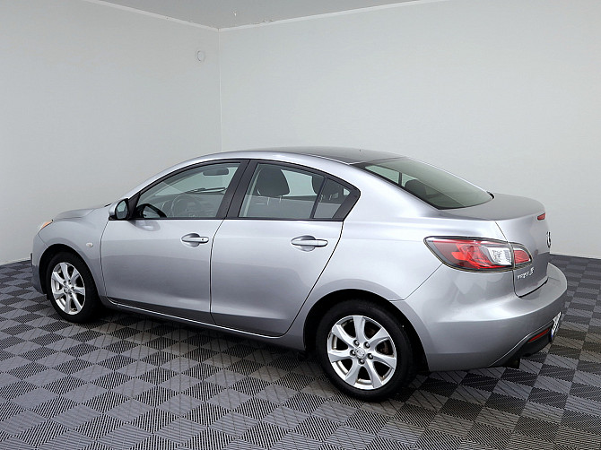 Mazda 3 Elegance 1.6 85kW Tallina - foto 4